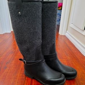 COPY - Ugg rainboots size 6